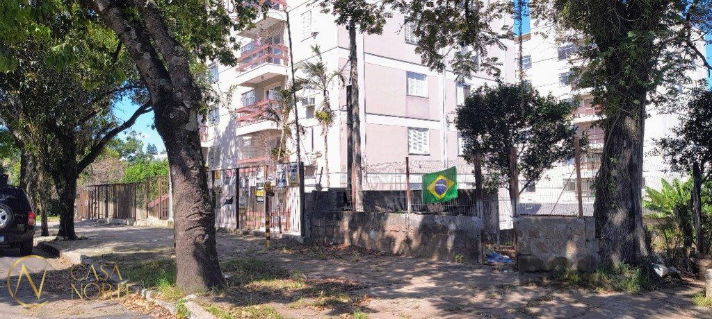 Terreno à venda  com 219m², Rua Dário Totta no bairro Teresópolis em Porto Alegre