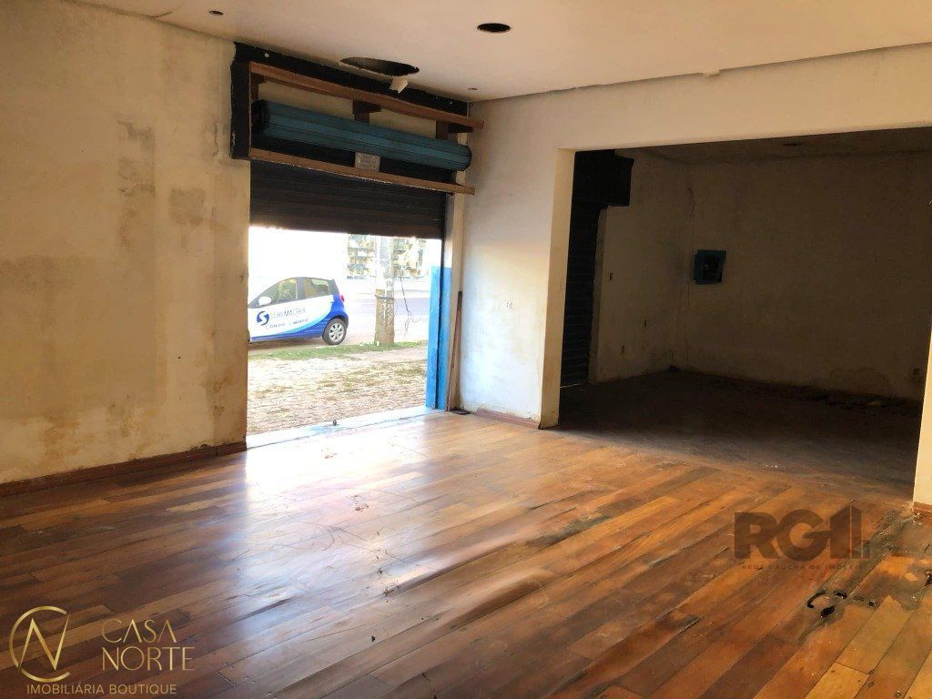 Loja à venda , 79m², Avenida Pernambuco no bairro Navegantes em Porto Alegre
