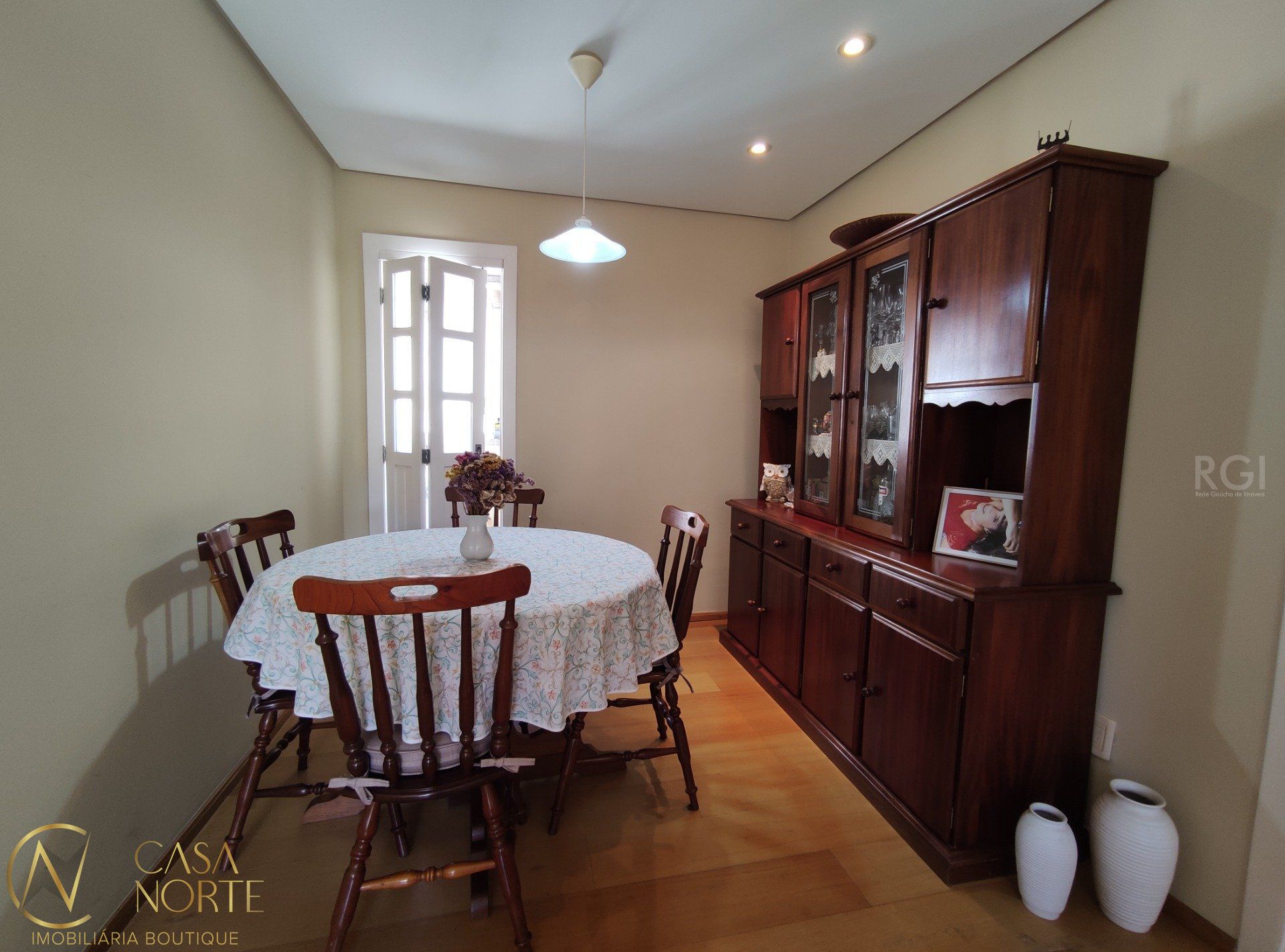 Apartamento à venda com 2 quartos, 70m², Rua Tito Livio Zambecari no bairro Mont Serrat em Porto Alegre