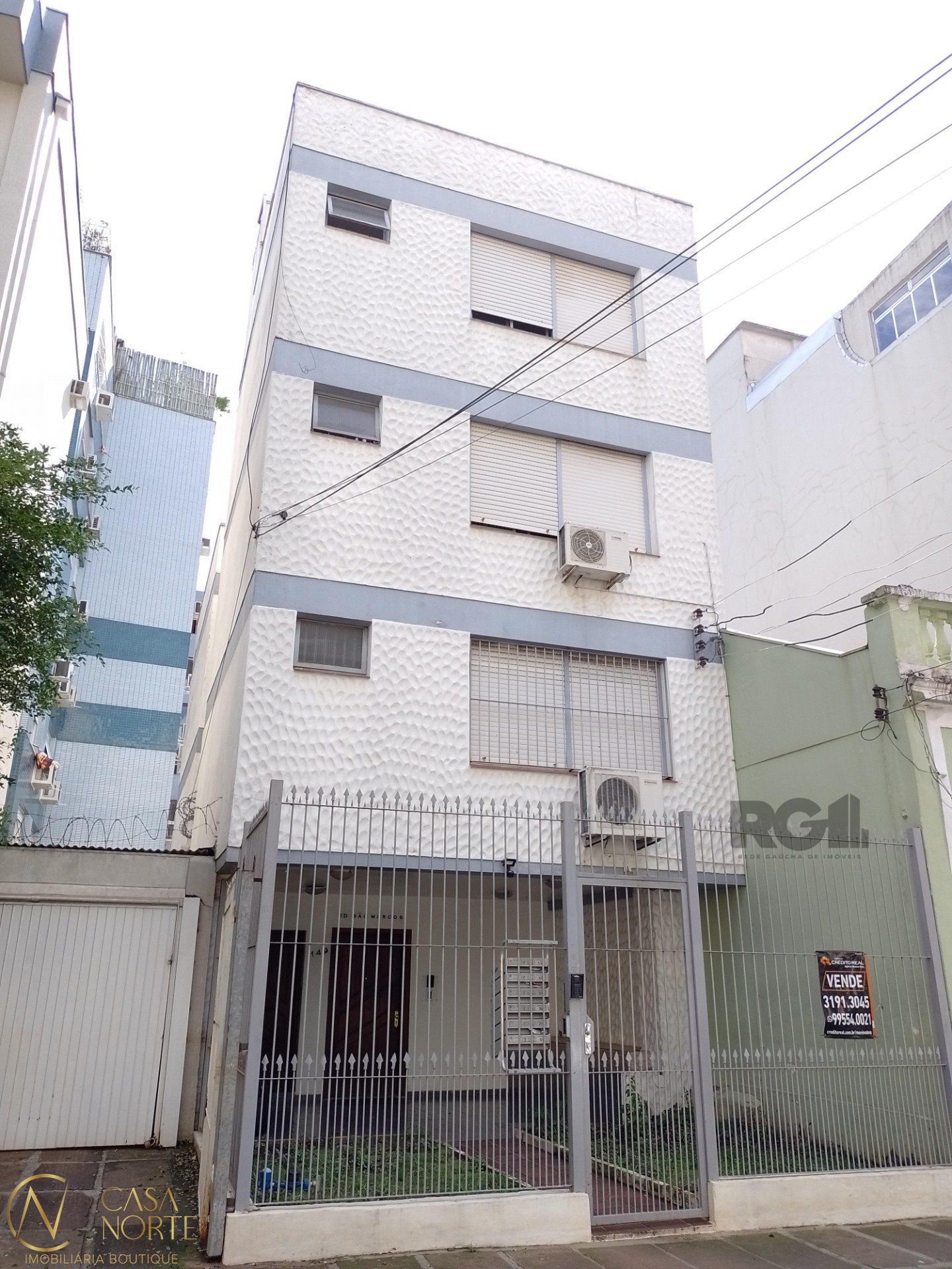 Kitnet à venda com 1 quarto, 27m², Rua Mucio Teixeira no bairro Menino Deus em Porto Alegre