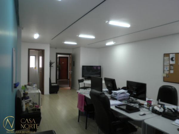 Sala Comercial à venda , 38m², Rua Doutor Timoteo no bairro Floresta em Porto Alegre