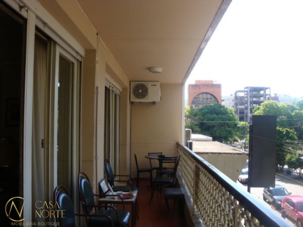 Apartamento à venda com 4 quartos, 190m², 1 vaga, Rua Coronel Frederico Linck no bairro Rio Branco em Porto Alegre