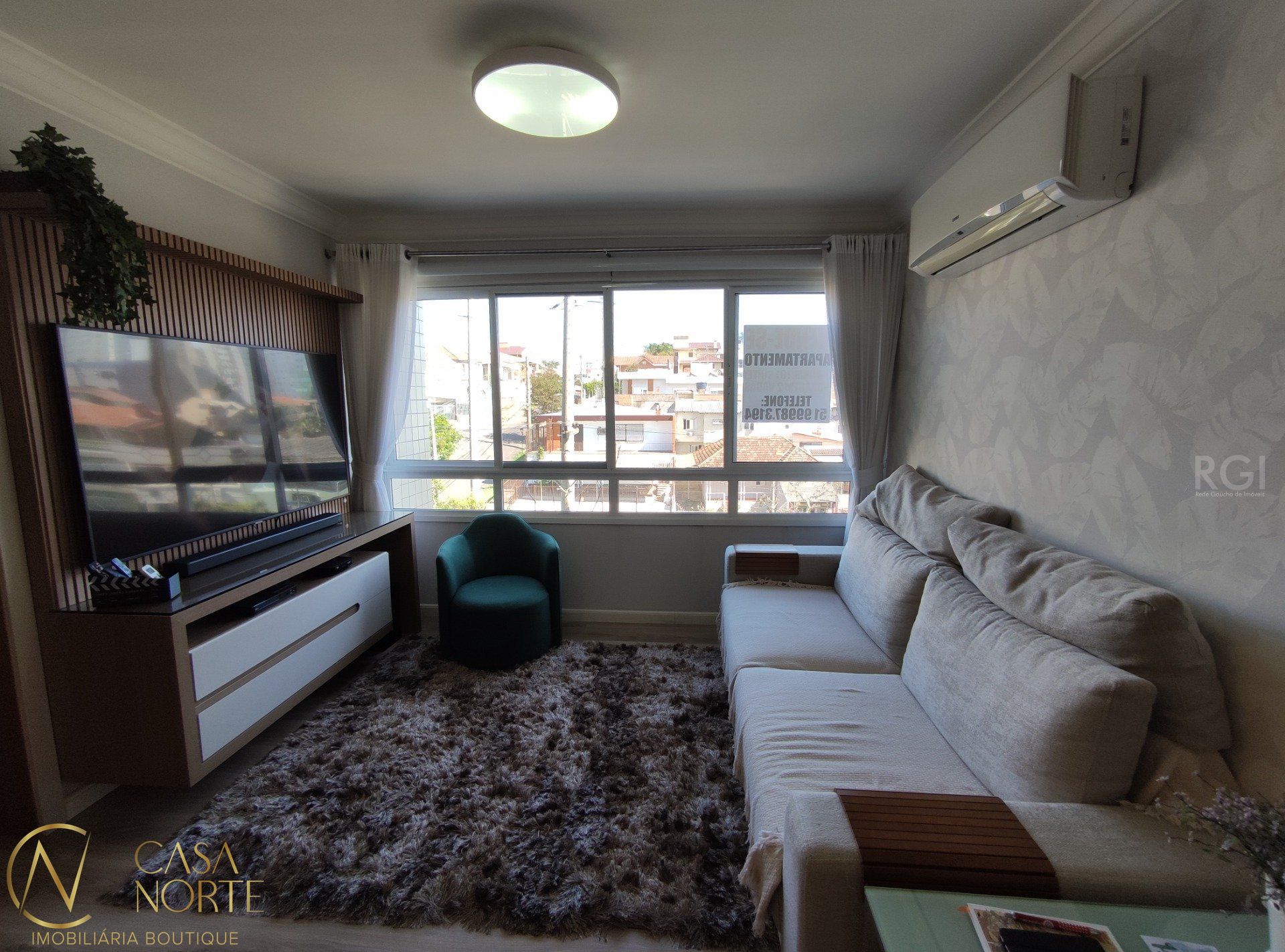 Apartamento à venda com 2 quartos, 70m², 1 suíte, 2 vagas, Rua Gomes de Freitas no bairro Jardim Itu em Porto Alegre