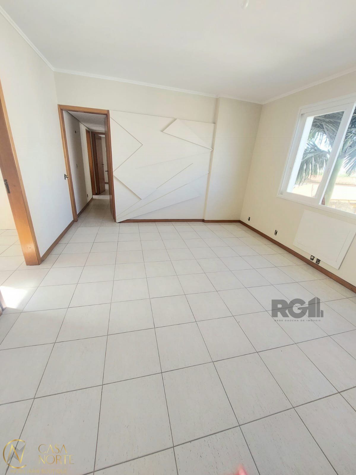 Apartamento à venda com 3 quartos, 183m², 1 suíte, 1 vaga, Avenida Venancio Aires no bairro Santana em Porto Alegre