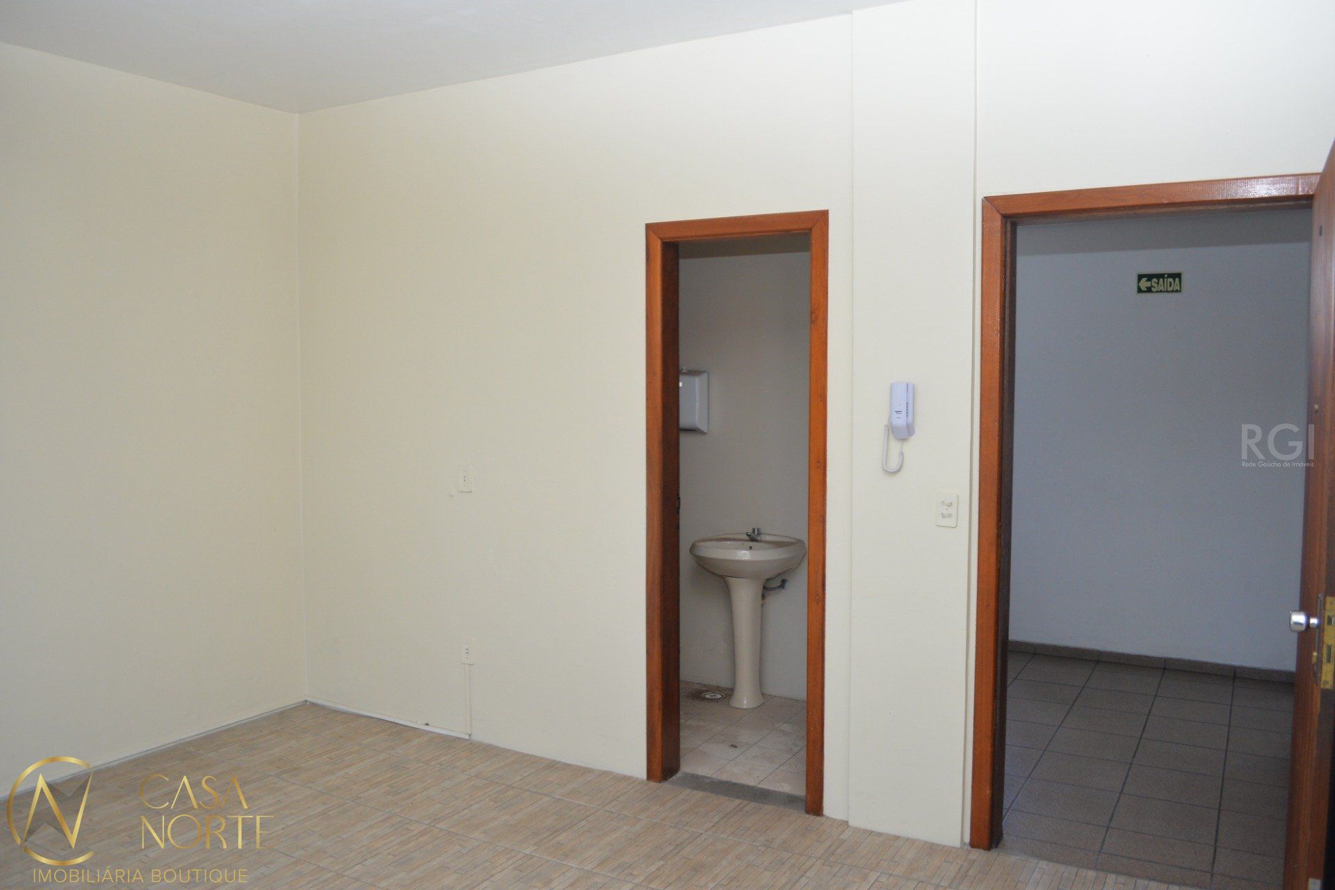 Sala Comercial à venda , 20m², Avenida Ceara no bairro São João em Porto Alegre