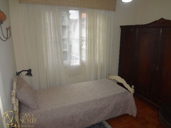 Apartamento à venda com 2 quartos, 59m², Rua Pedro Weingartner no bairro Rio Branco em Porto Alegre