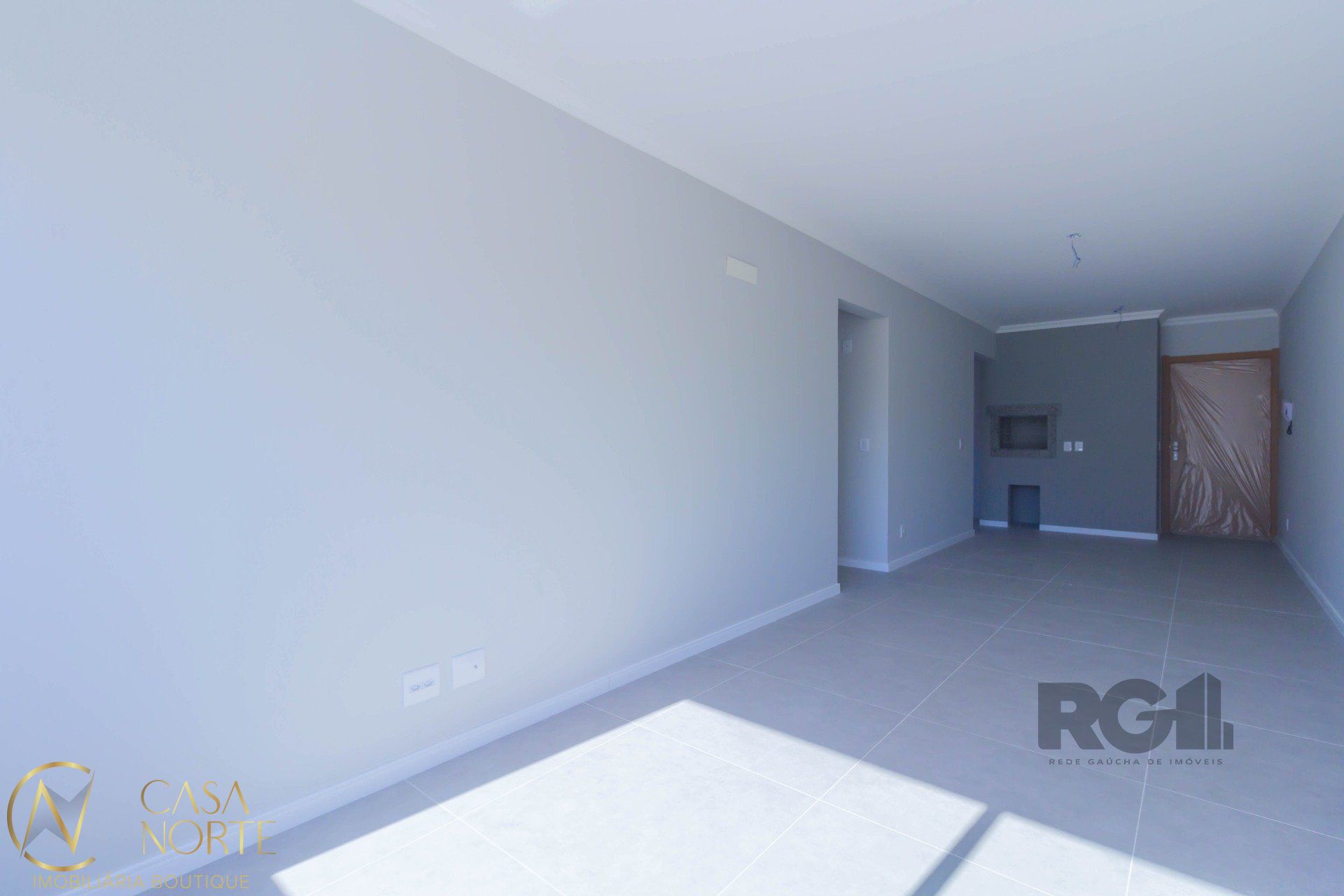 Apartamento à venda com 2 quartos, 81m², 1 suíte, 2 vagas, Rua Americo Vespucio no bairro Higienópolis em Porto Alegre