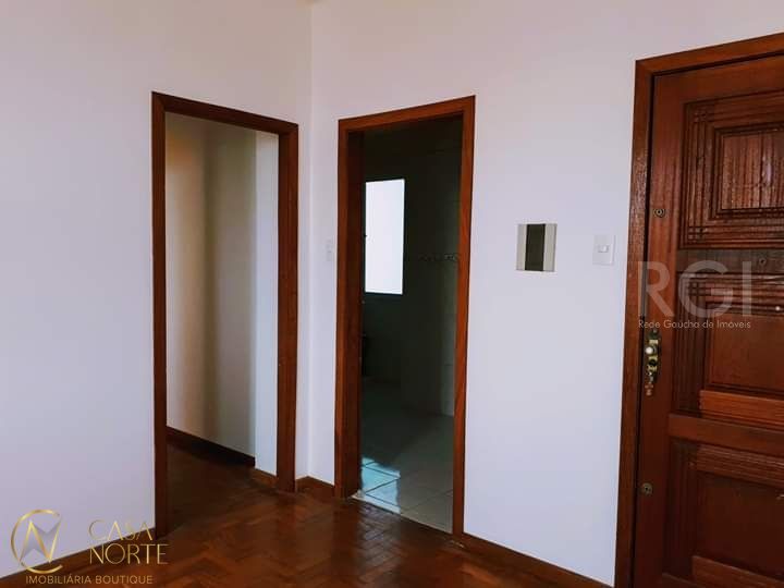 Apartamento à venda com 2 quartos, 49m², Avenida Senador Salgado Filho no bairro Centro Histórico em Porto Alegre