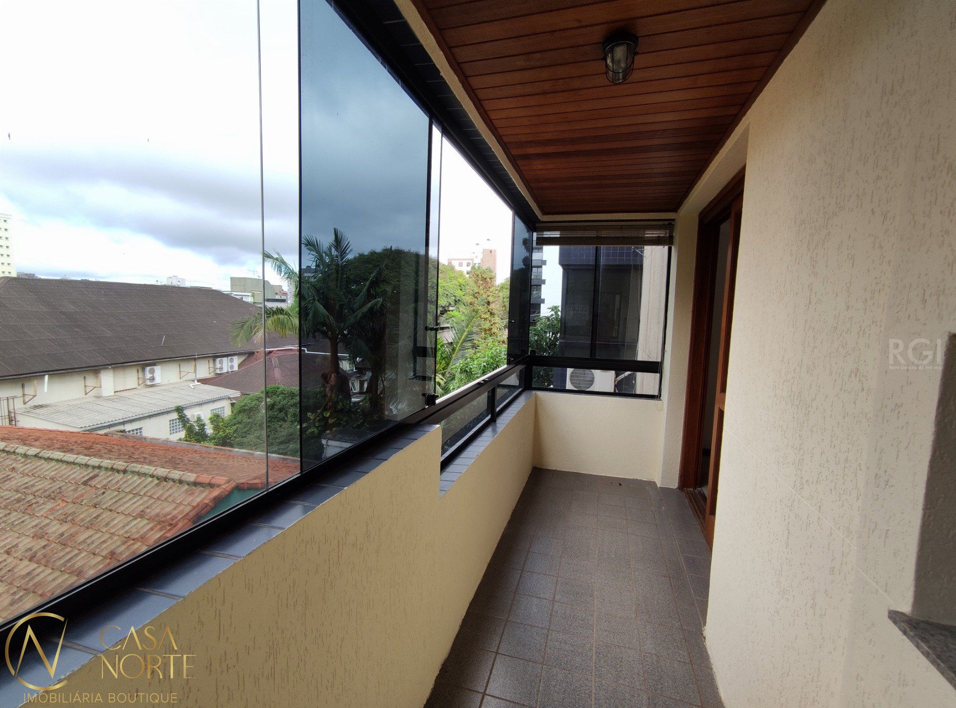 Apartamento à venda com 2 quartos, 66m², 1 vaga, Rua Marcelo Gama no bairro Auxiliadora em Porto Alegre