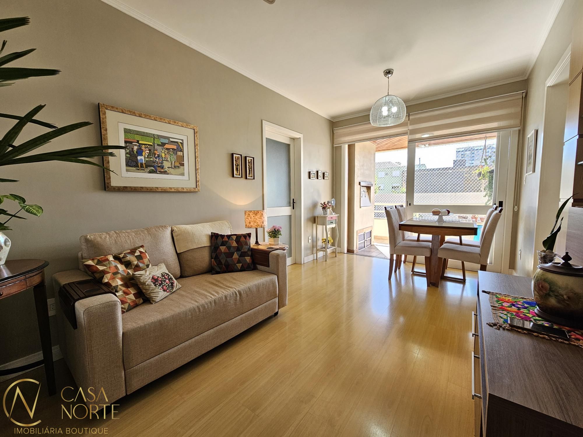 Apartamento à venda com 2 quartos, 69m², 1 vaga, Rua Visconde do Rio Branco no bairro Floresta em Porto Alegre