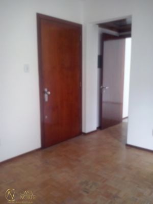 Apartamento à venda com 1 quarto, 44m², Rua General Gomes Carneiro no bairro Medianeira em Porto Alegre