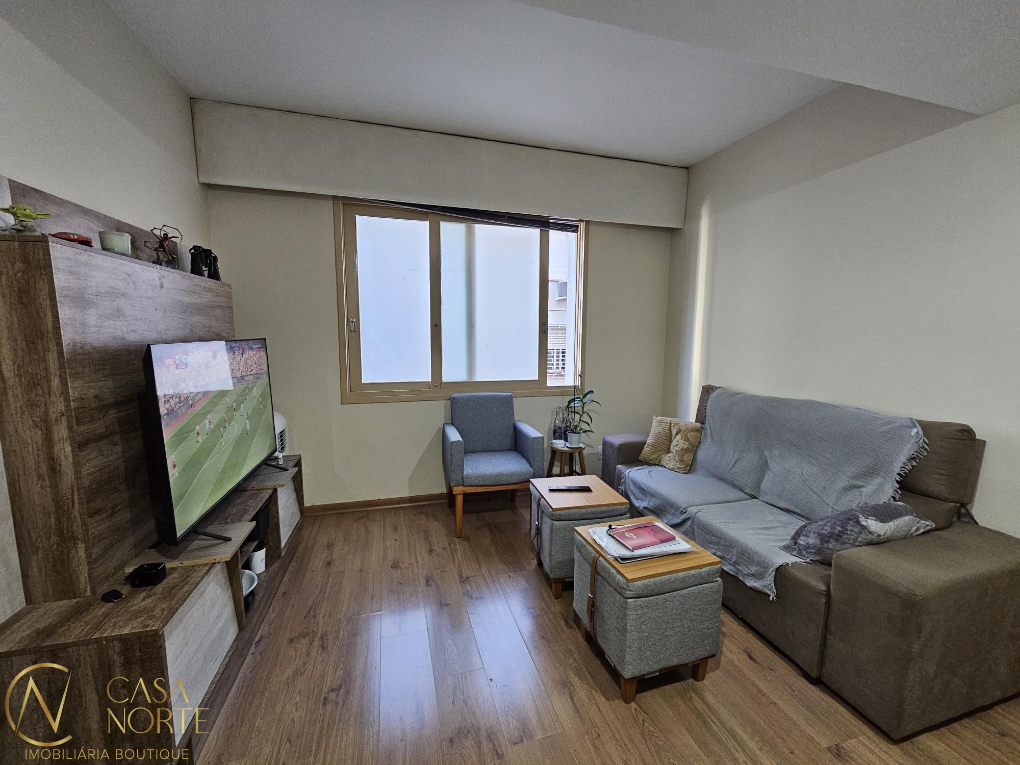 Apartamento à venda com 1 quarto, 38m², 1 suíte, Rua Irmão José Otão no bairro Independência em Porto Alegre