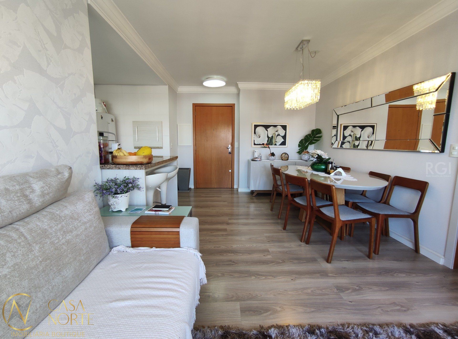 Apartamento à venda com 2 quartos, 70m², 1 suíte, 2 vagas, Rua Gomes de Freitas no bairro Jardim Itu em Porto Alegre