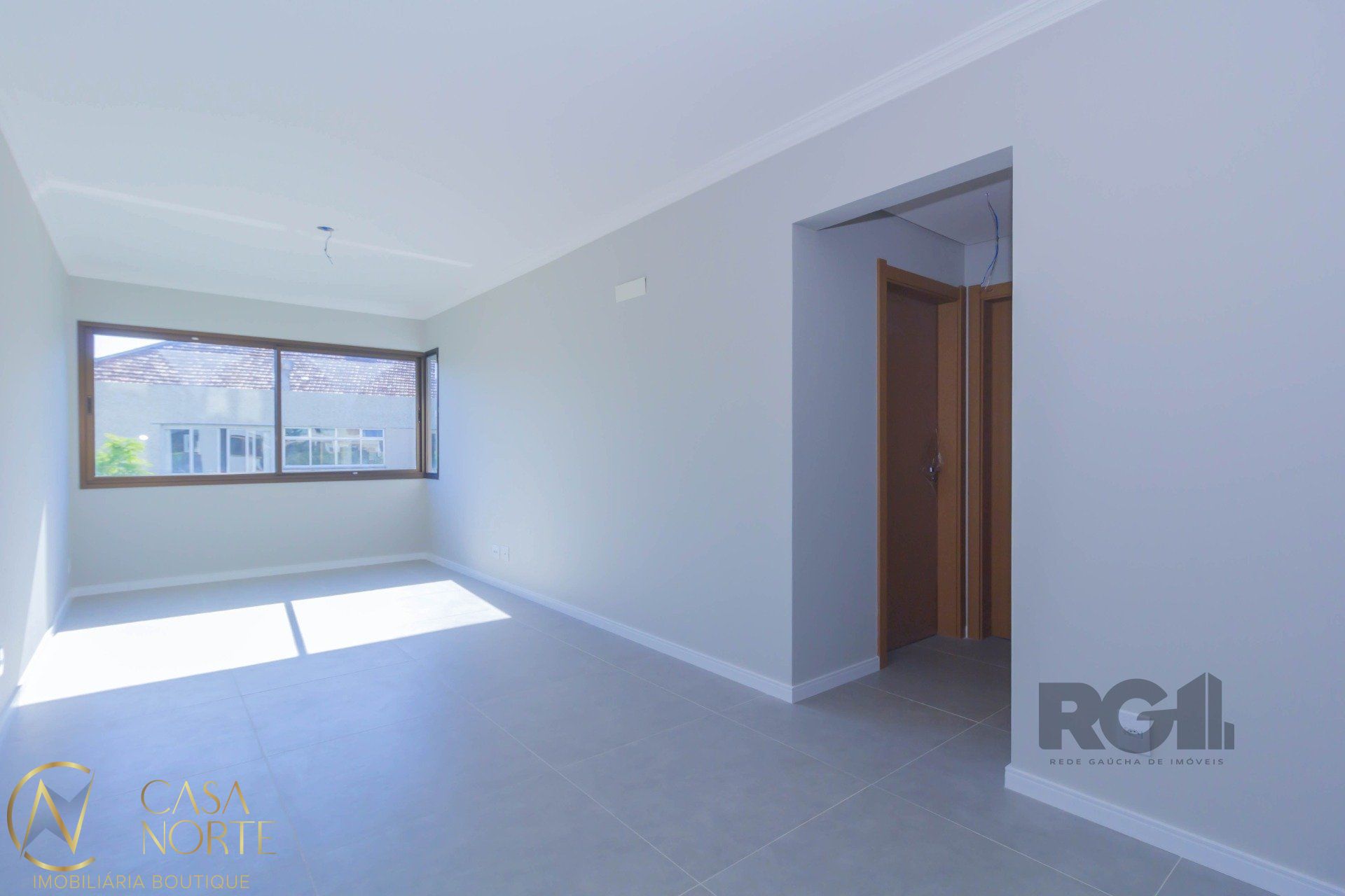 Apartamento à venda com 2 quartos, 81m², 1 suíte, 2 vagas, Rua Americo Vespucio no bairro Higienópolis em Porto Alegre