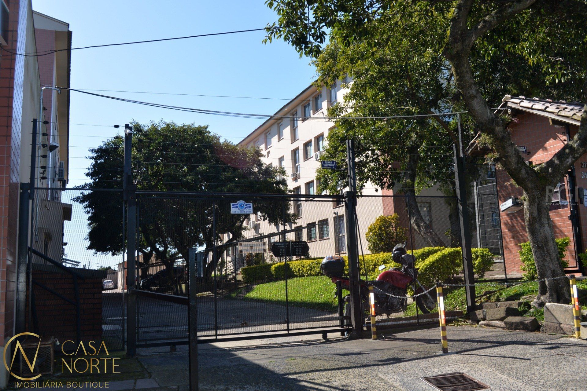 Apartamento à venda com 2 quartos, 46m², 1 vaga, Avenida Manoel Elias no bairro Jardim Leopoldina em Porto Alegre