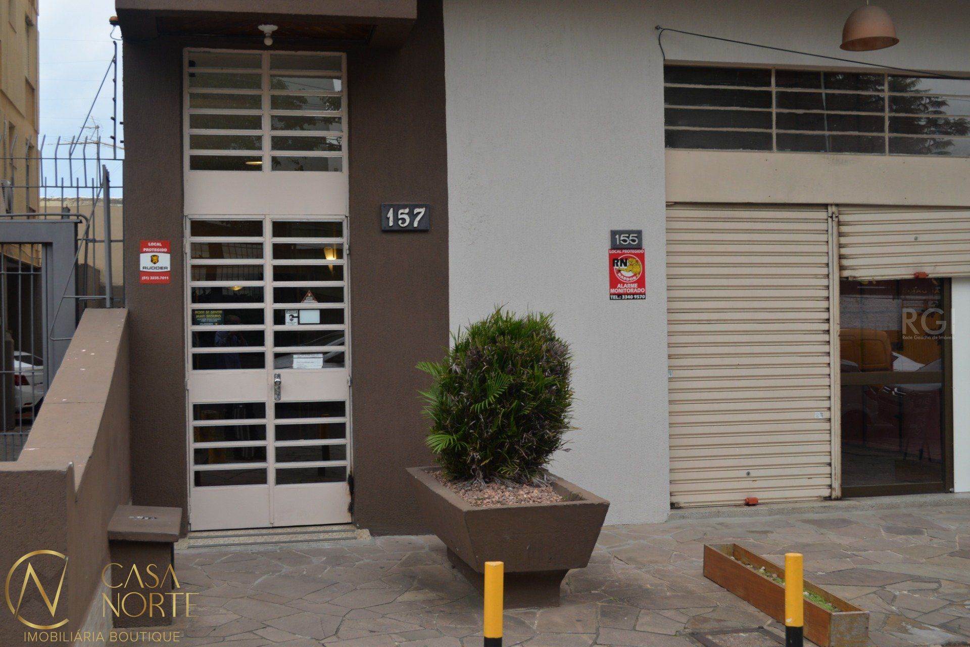 Sala Comercial à venda , 36m², Avenida Andarai no bairro Passo da Areia em Porto Alegre