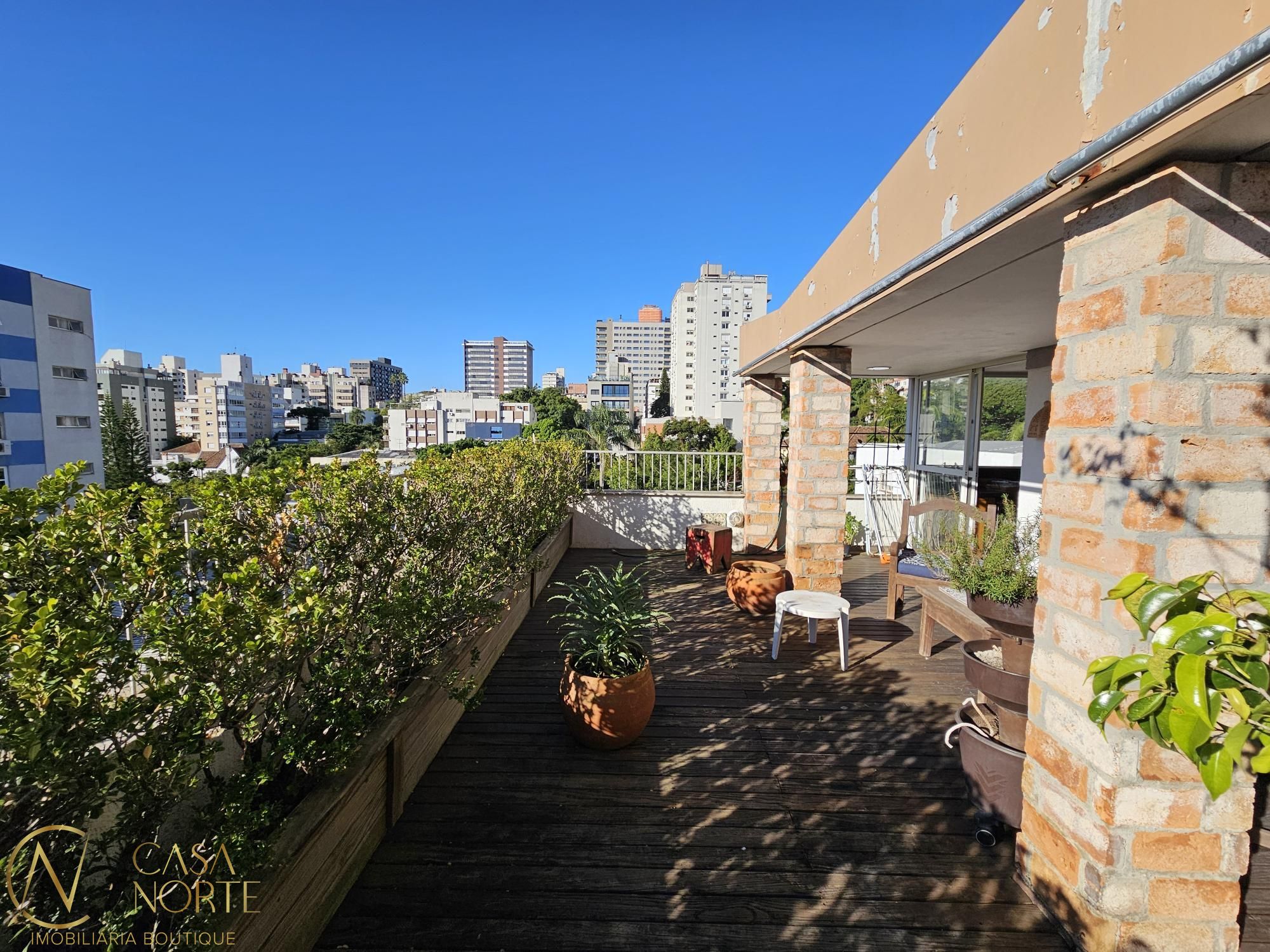 Cobertura à venda com 2 quartos, 171m², 2 vagas, Rua Mostardeiro no bairro Moinhos de Vento em Porto Alegre