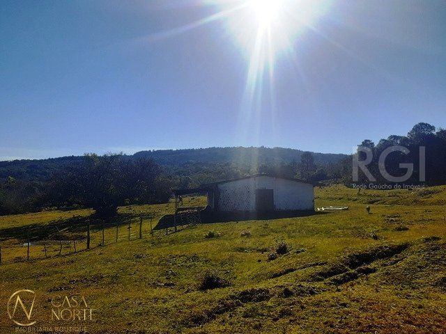 Terreno à venda  com 707126m², Beco Casemiro Schmiedel no bairro Lami em Porto Alegre
