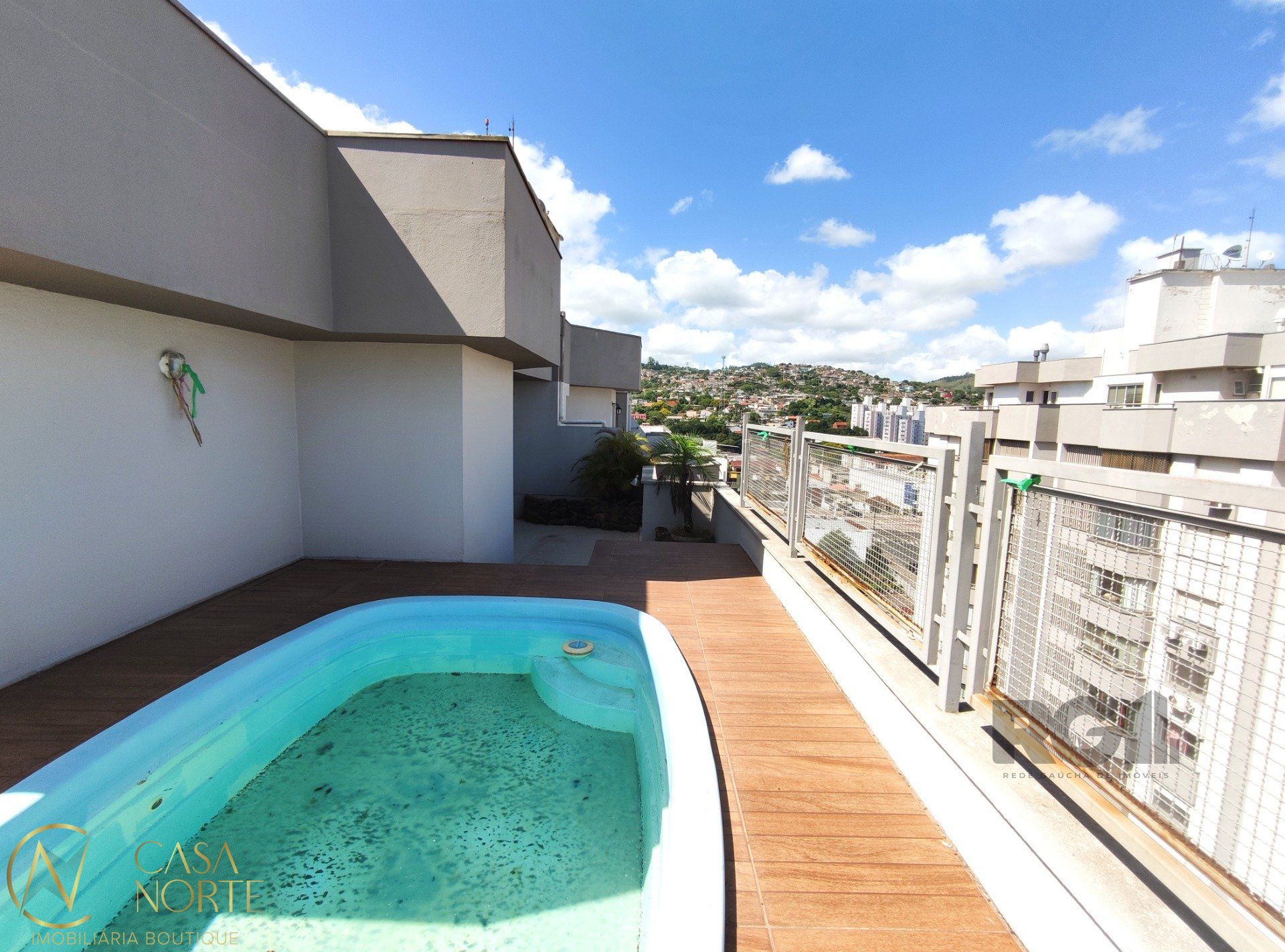 Cobertura à venda com 2 quartos, 155m², 2 vagas, Rua Oswaldo Pereira de Freitas no bairro Partenon em Porto Alegre