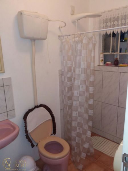 Casa à venda com 2 quartos, 435m², 3 vagas, Travessa Americo Silveira no bairro Cristo Redentor em Porto Alegre