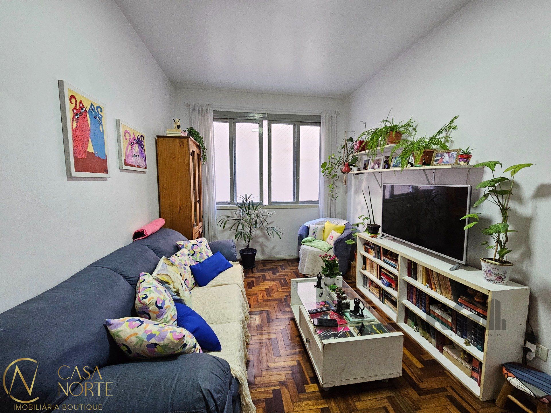 Apartamento à venda com 2 quartos, 57m², Rua Laurindo no bairro Santana em Porto Alegre