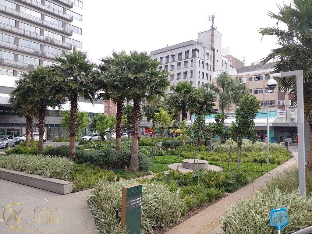 Sala Comercial à venda com 1 quarto, 32m², Avenida Assis Brasil no bairro Cristo Redentor em Porto Alegre