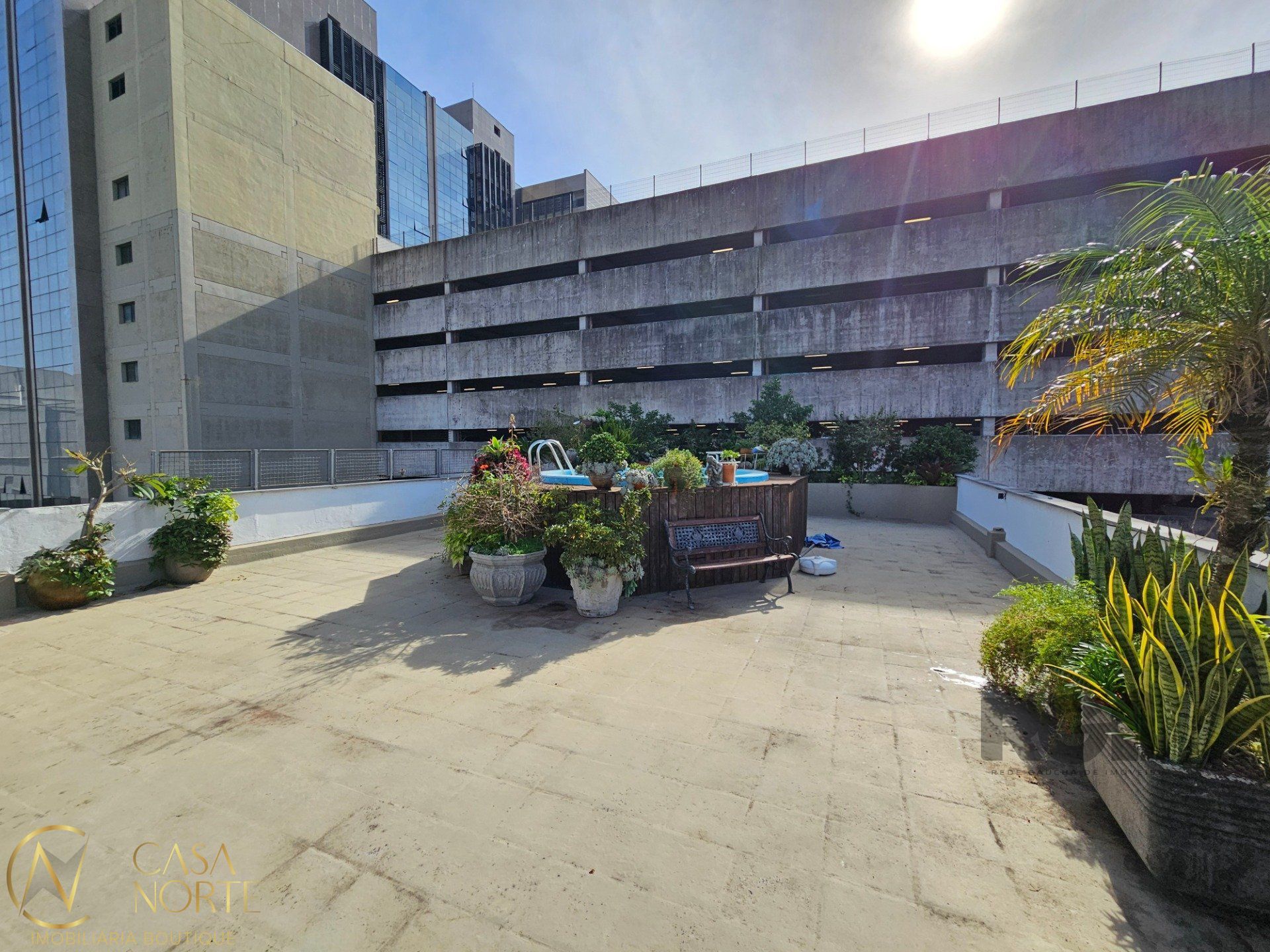 Cobertura à venda com 3 quartos, 448m², 1 suíte, 1 vaga, Avenida Bastian no bairro Menino Deus em Porto Alegre