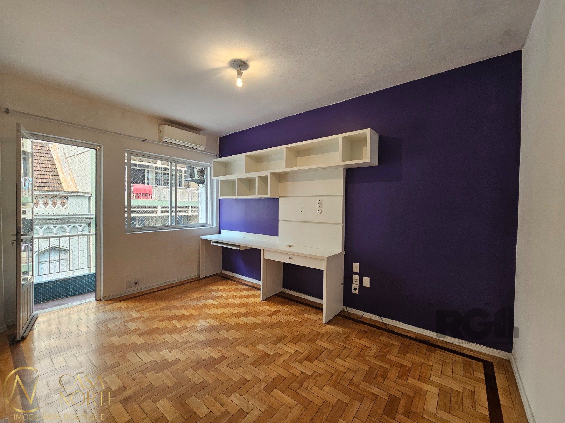Apartamento à venda com 2 quartos, 73m², Rua Marechal Floriano Peixoto no bairro Centro Histórico em Porto Alegre