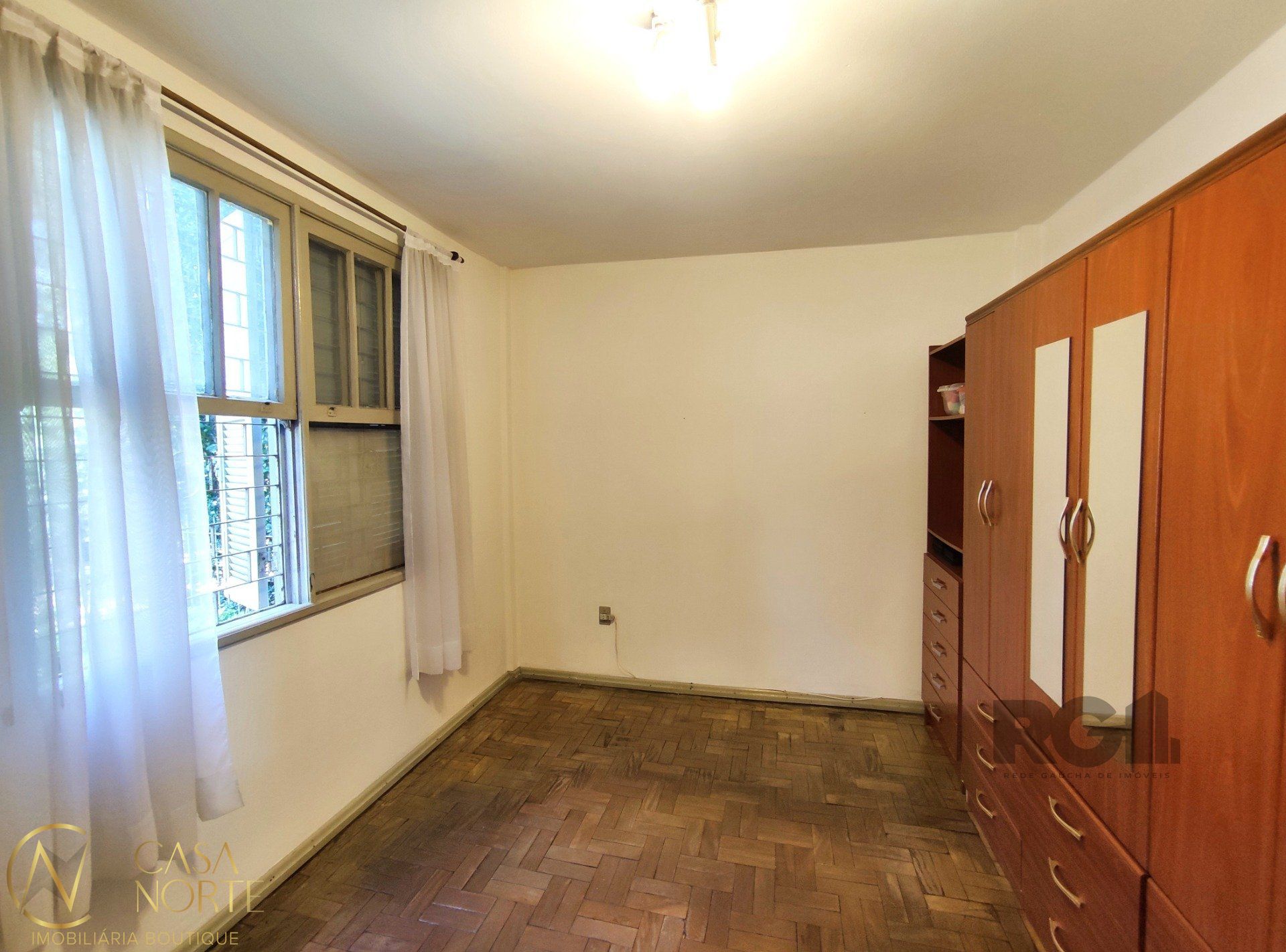 Apartamento à venda com 2 quartos, 62m², Rua Engenheiro Antônio Carlos Tibiriçá no bairro Petrópolis em Porto Alegre