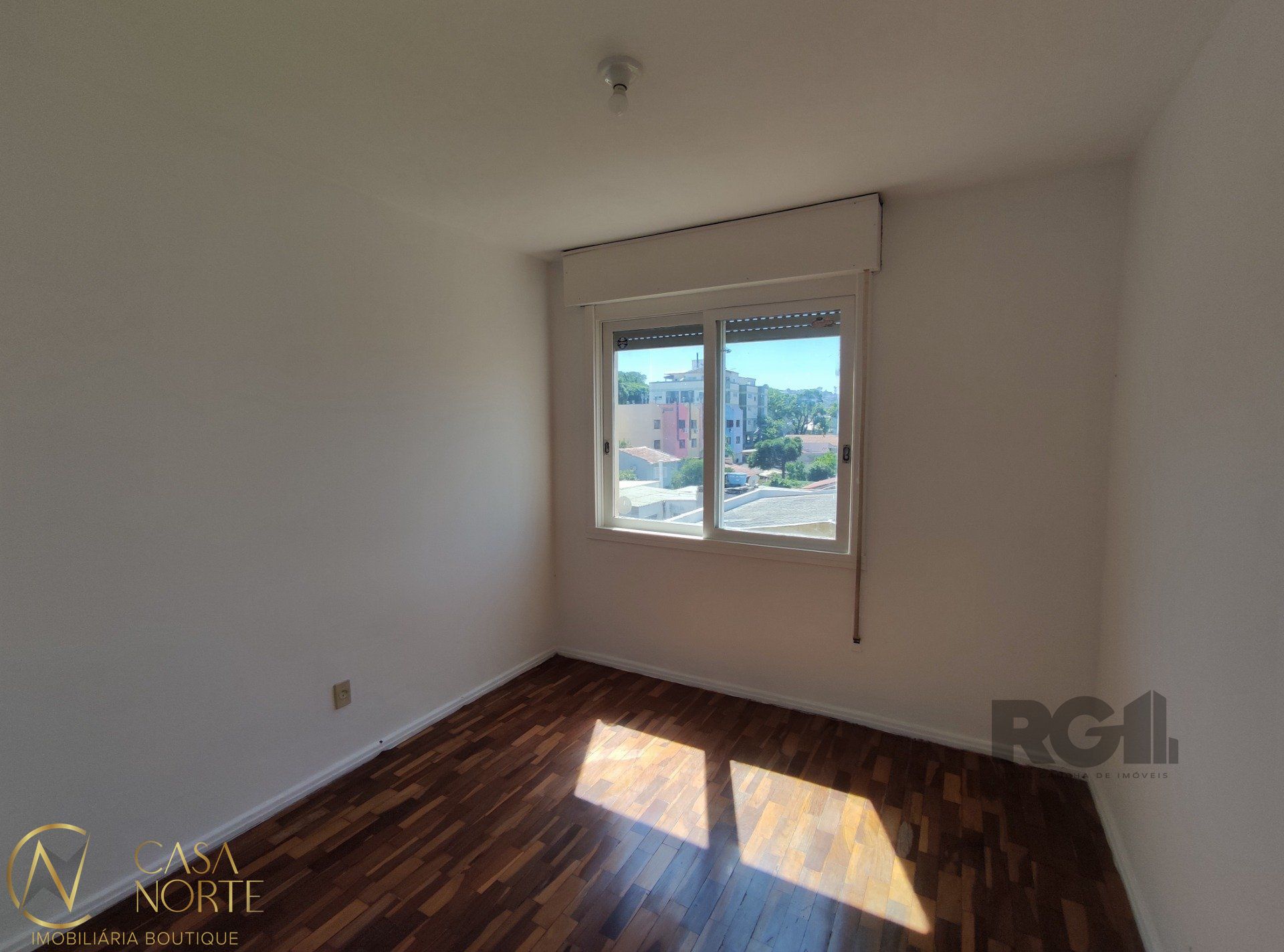 Apartamento à venda com 1 quarto, 37m², Rua Professor Cristiano Fischer no bairro Jardim do Salso em Porto Alegre
