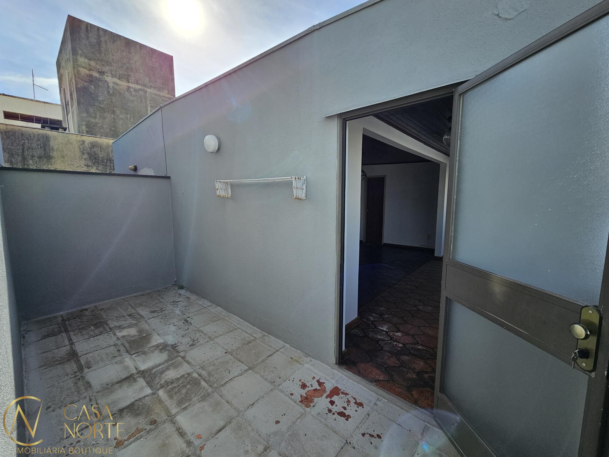 Cobertura à venda com 1 quarto, 97m², 1 vaga, Avenida Coronel Lucas de Oliveira no bairro Petrópolis em Porto Alegre