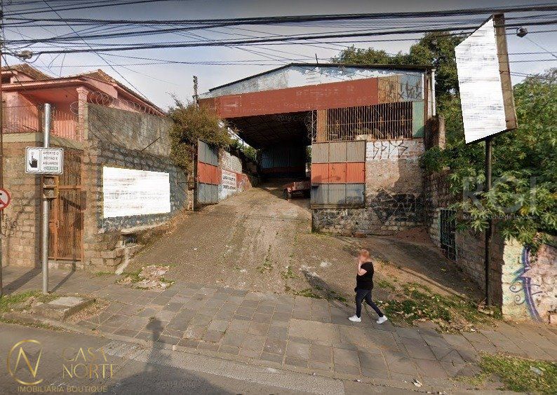 Terreno à venda  com 370m², Rua Coronel Aparício Borges no bairro Glória em Porto Alegre