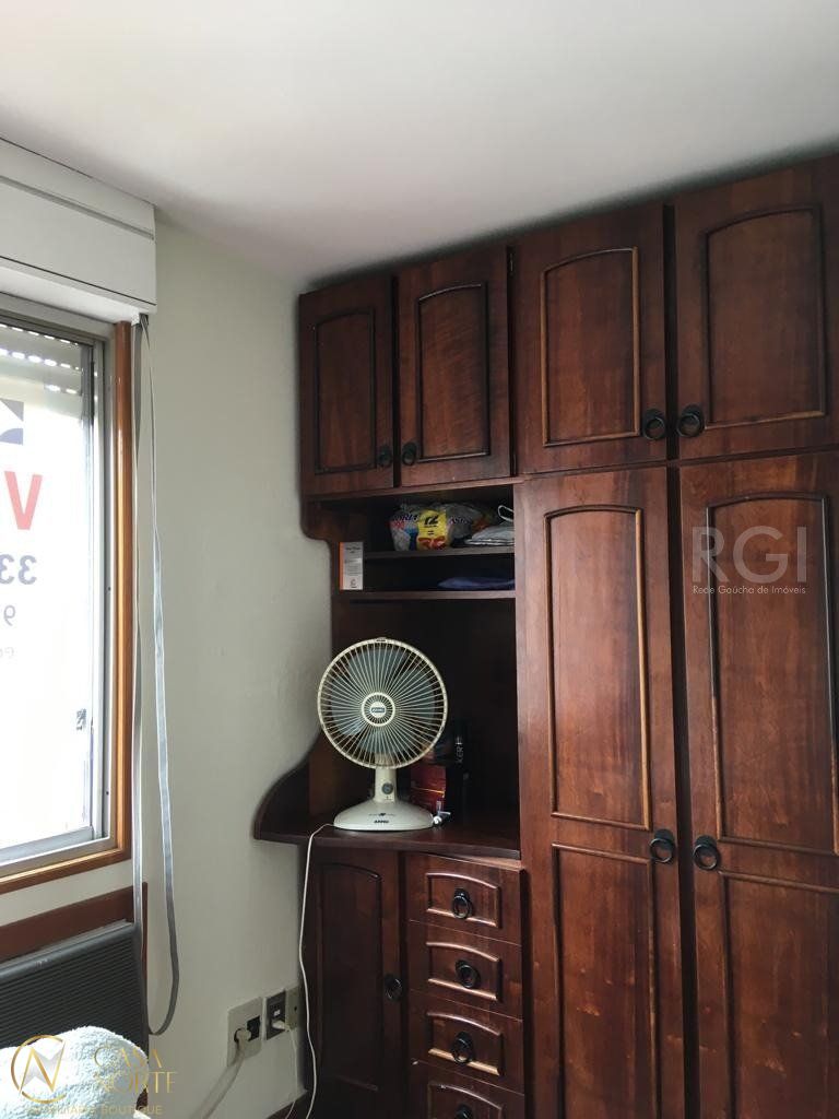 Apartamento à venda com 2 quartos, 49m², 1 vaga, Rua Franklin no bairro Jardim Sabará em Porto Alegre