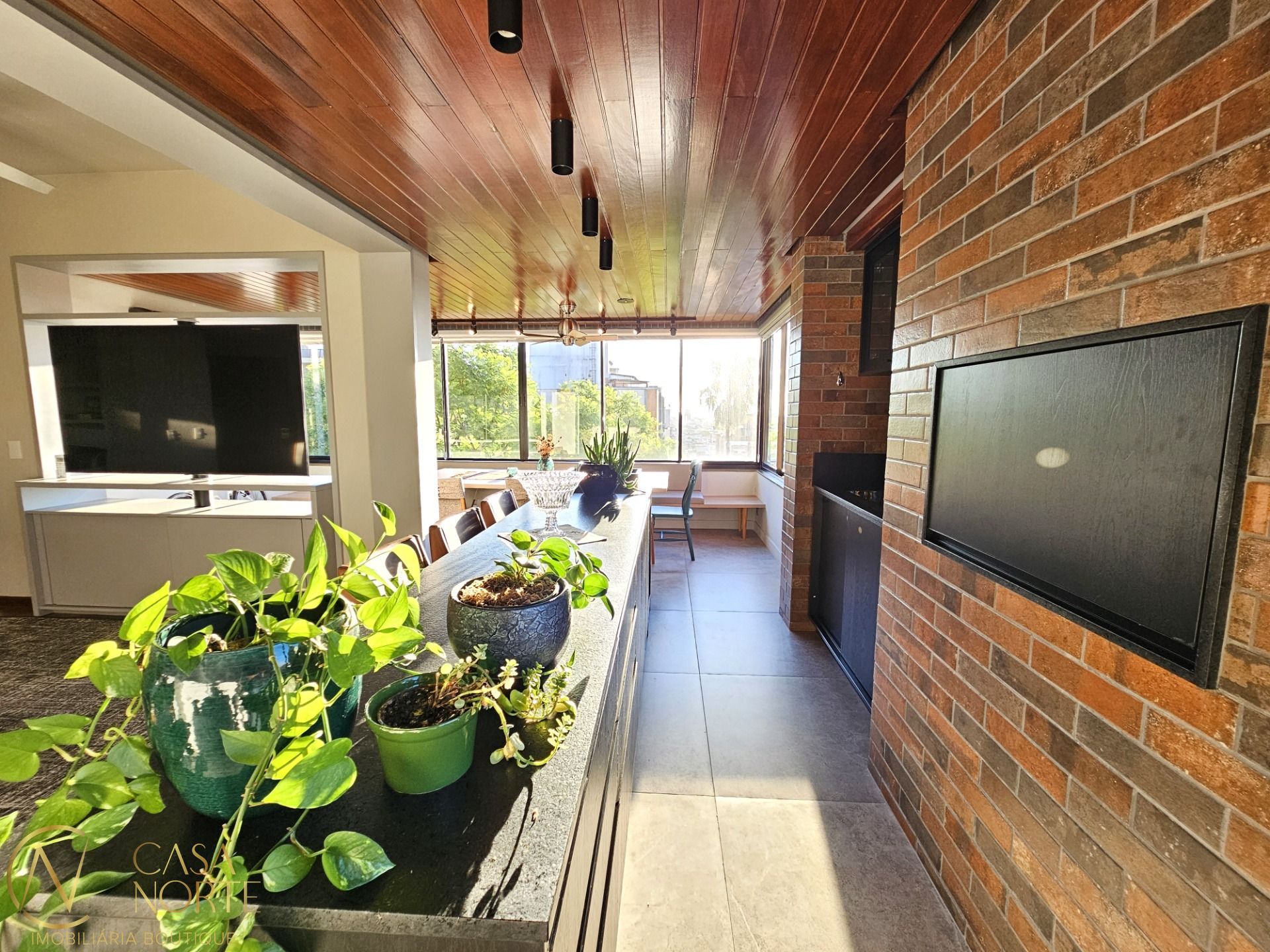 Apartamento à venda com 3 quartos, 166m², 1 suíte, 3 vagas, Rua Carlos Von Koseritz no bairro São João em Porto Alegre