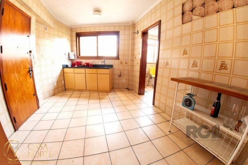 Apartamento à venda com 3 quartos, 109m², 1 suíte, 1 vaga, Rua Felicíssimo de Azevedo no bairro Auxiliadora em Porto Alegre