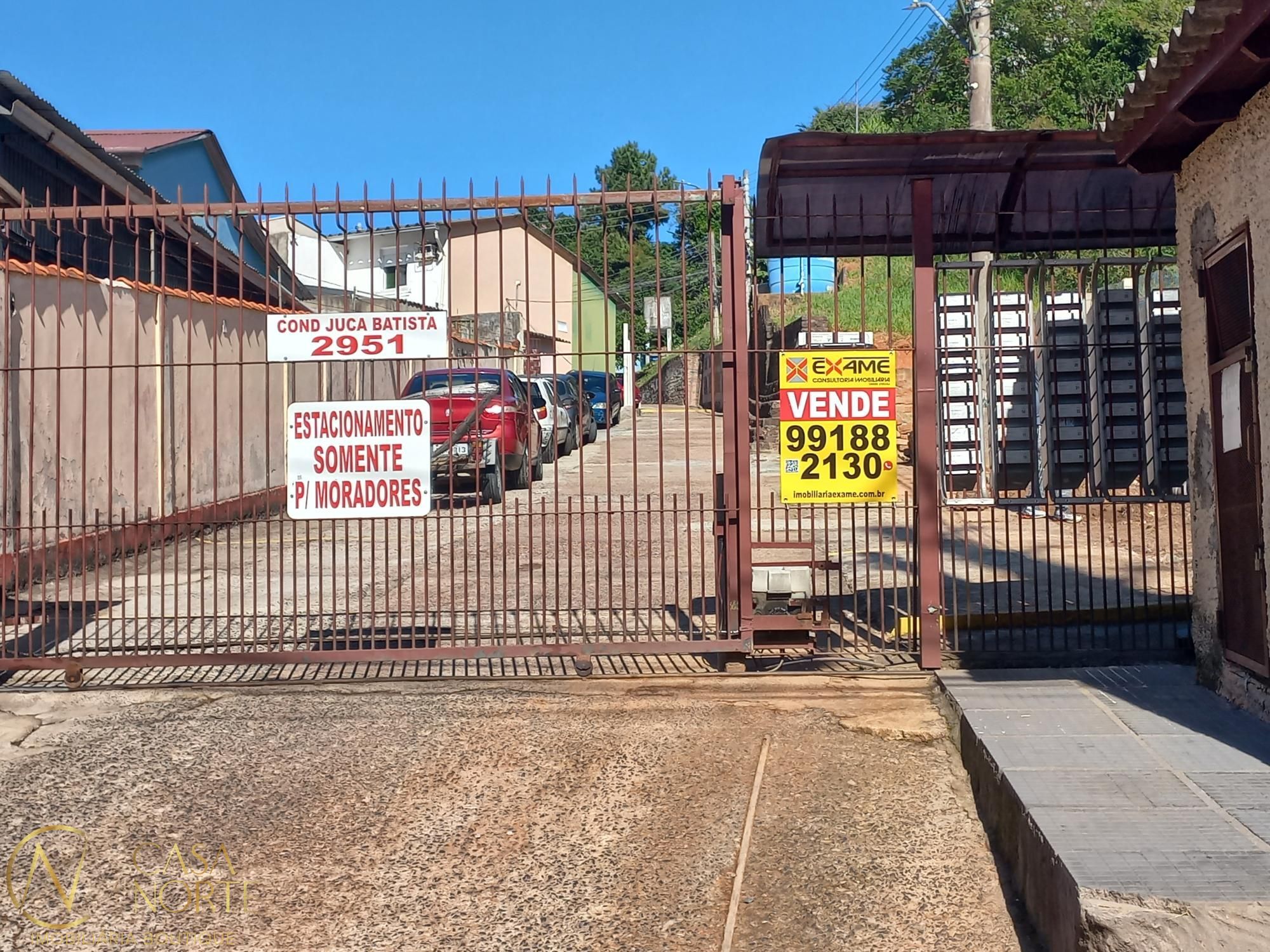 Casa de Condomínio à venda com 2 quartos, 46m², 1 vaga, Avenida Juca Batista no bairro Hípica em Porto Alegre