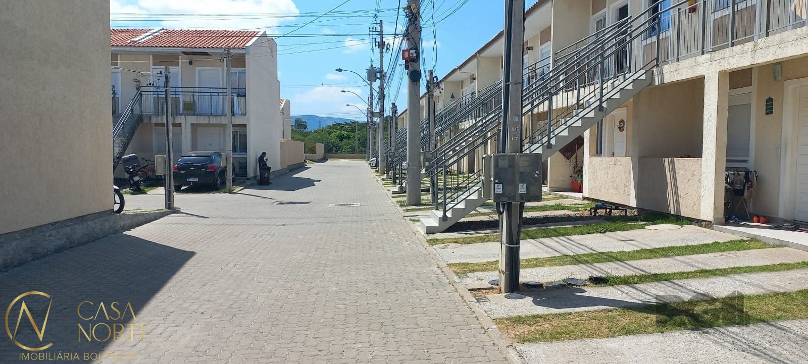 Casa de Condomínio à venda com 2 quartos, 74m², Rua Nair Garcia Martins no bairro Restinga em Porto Alegre