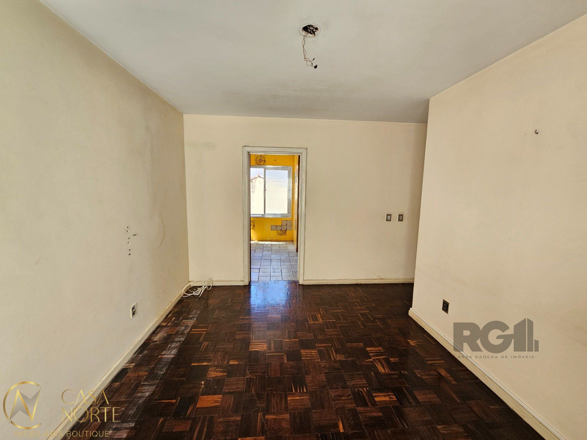 Apartamento à venda com 3 quartos, 94m², 2 vagas, Avenida Coronel Lucas de Oliveira no bairro Mont Serrat em Porto Alegre