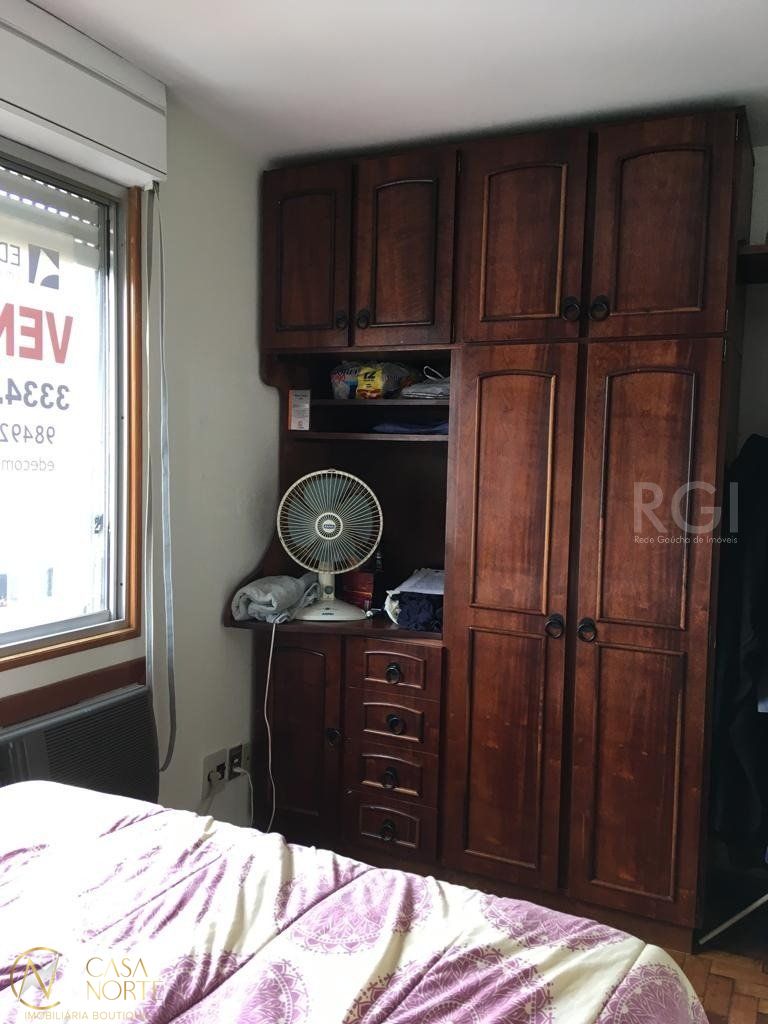 Apartamento à venda com 2 quartos, 49m², 1 vaga, Rua Franklin no bairro Jardim Sabará em Porto Alegre