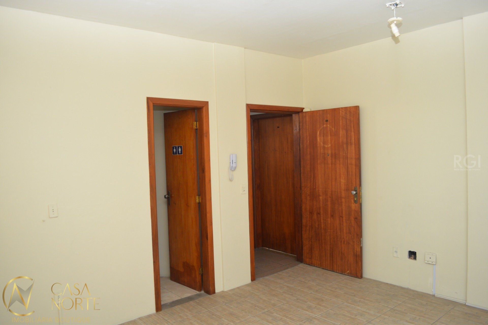 Sala Comercial à venda , 20m², Avenida Ceara no bairro São João em Porto Alegre