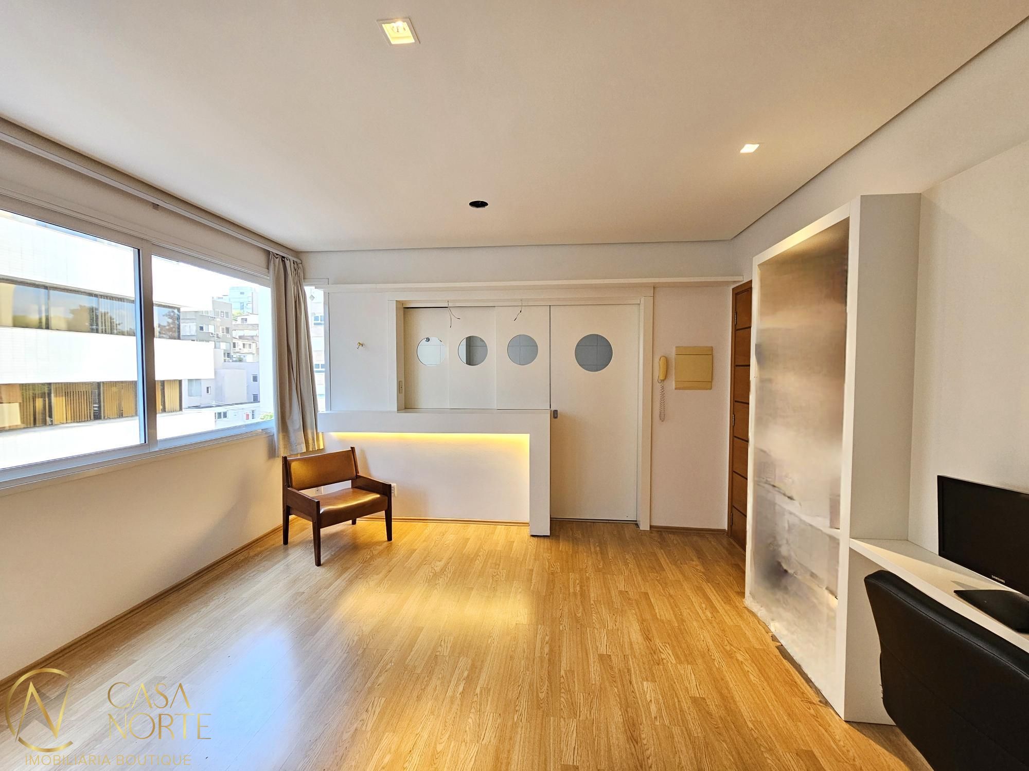 Apartamento à venda com 1 quarto, 47m², 1 vaga, Rua Mostardeiro no bairro Moinhos de Vento em Porto Alegre