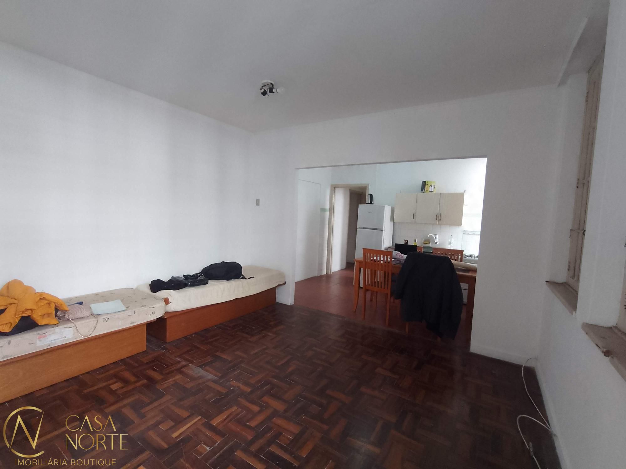 Apartamento à venda com 3 quartos, 94m², 1 suíte, Avenida Alberto Bins no bairro Floresta em Porto Alegre