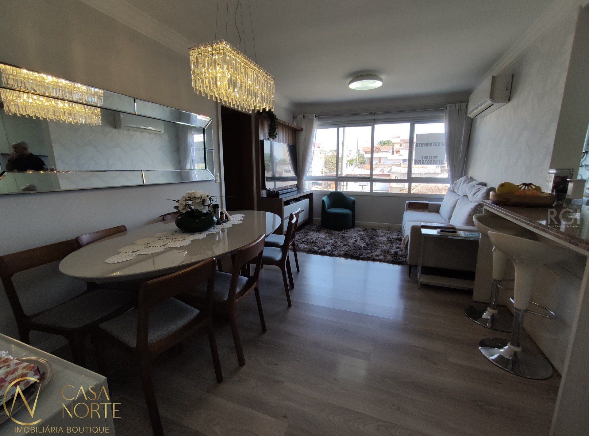 Apartamento à venda com 2 quartos, 70m², 1 suíte, 2 vagas, Rua Gomes de Freitas no bairro Jardim Itu em Porto Alegre