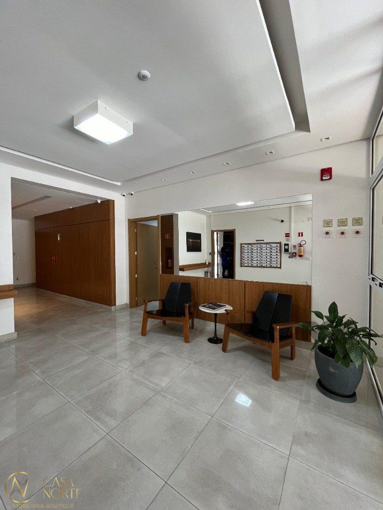 Apartamento à venda com 3 quartos, 104m², 1 suíte, 2 vagas, Rua Saicã no bairro Petrópolis em Porto Alegre