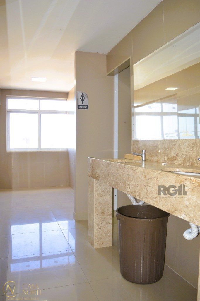 Sala Comercial à venda , 428m², Rua dos Andradas, 1560 no bairro Centro Histórico em Porto Alegre