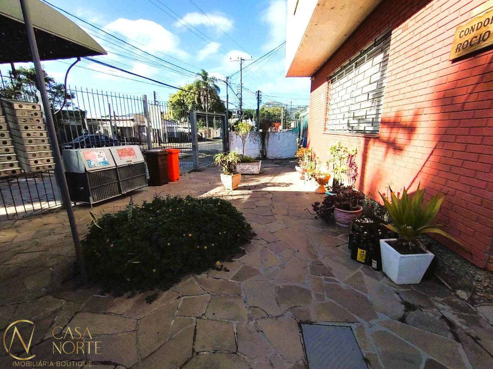 Kitnet à venda com 1 quarto, 25m², Avenida Rocio no bairro Vila João Pessoa em Porto Alegre