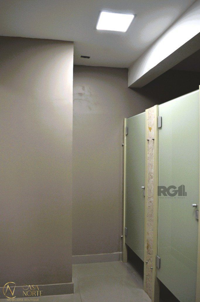Sala Comercial à venda , 428m², Rua dos Andradas, 1560 no bairro Centro Histórico em Porto Alegre