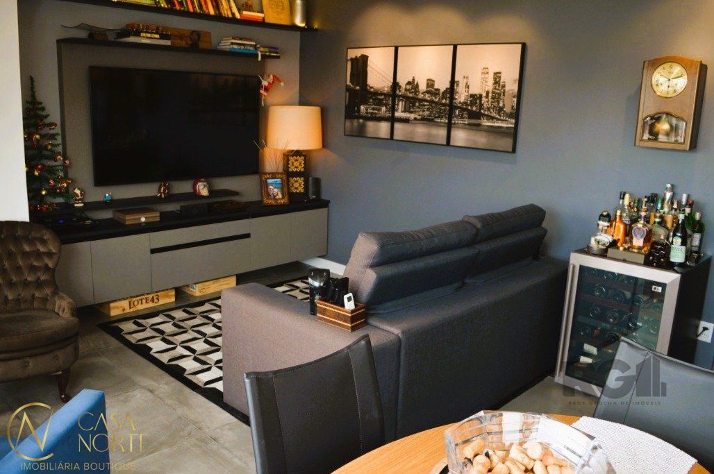 Apartamento à venda com 2 quartos, 75m², 1 suíte, 2 vagas, Rua General Caldwell no bairro Menino Deus em Porto Alegre