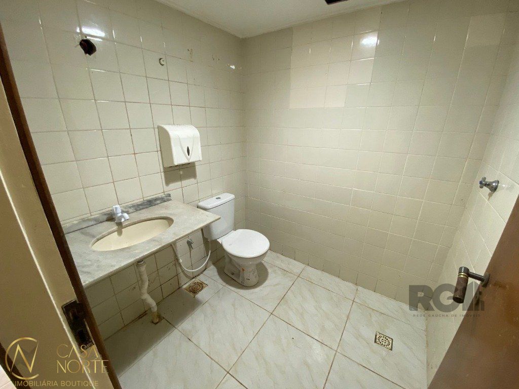 Terreno à venda  com 617m², Travessa Ouvidor no bairro Santo Antônio em Porto Alegre