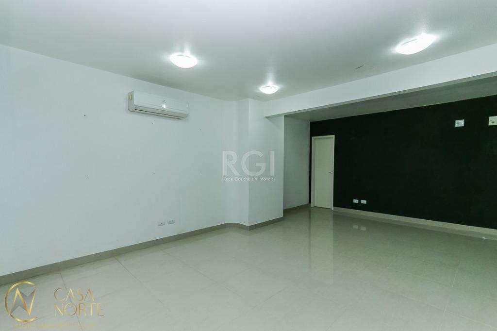 Sala Comercial à venda , 33m², Rua Doutor Ernesto Ludwig no bairro Chácara das Pedras em Porto Alegre